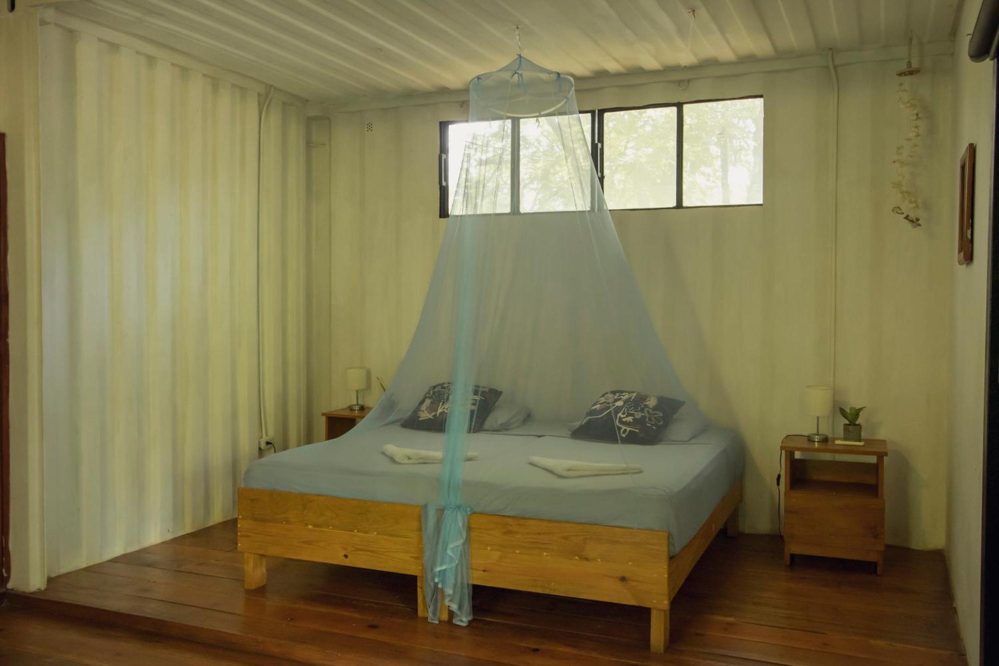 Mola Mola Surf Popoyo Bed & Breakfast Екстериор снимка